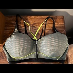 VS sports bra